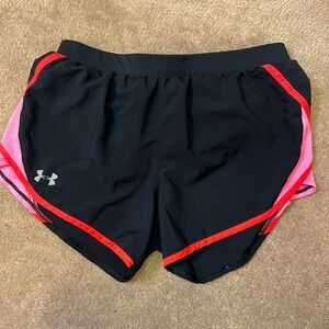 Under Armour Womens Running Shorts With Liner Black Pink Size Small